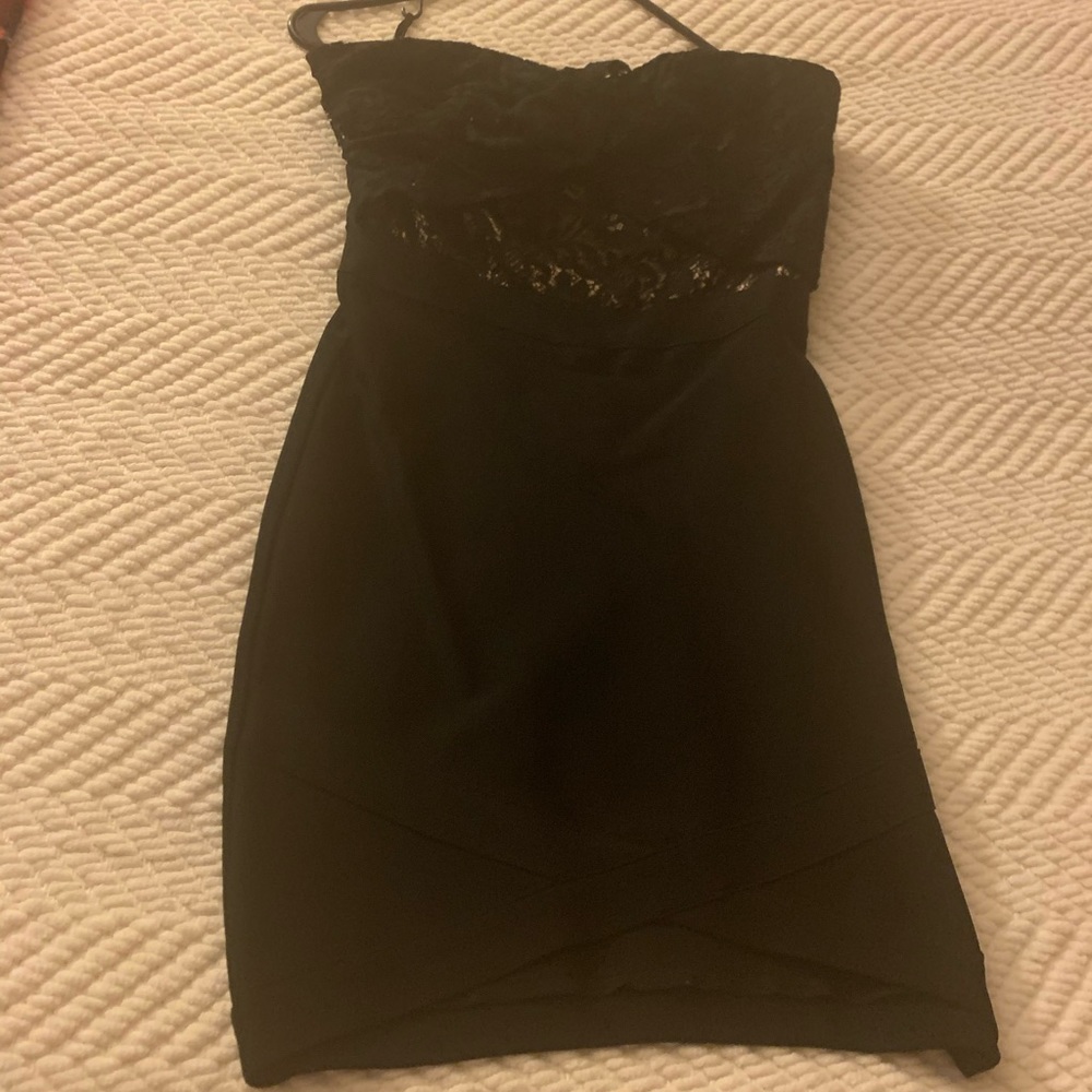 Bebe dress